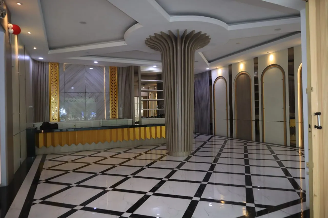 Disewakan Ruko Eks. Klinik Kecantikan Full Furnished di Jl. T Panglima Nyak Makam Dekat Hermes Hotel Banda Aceh