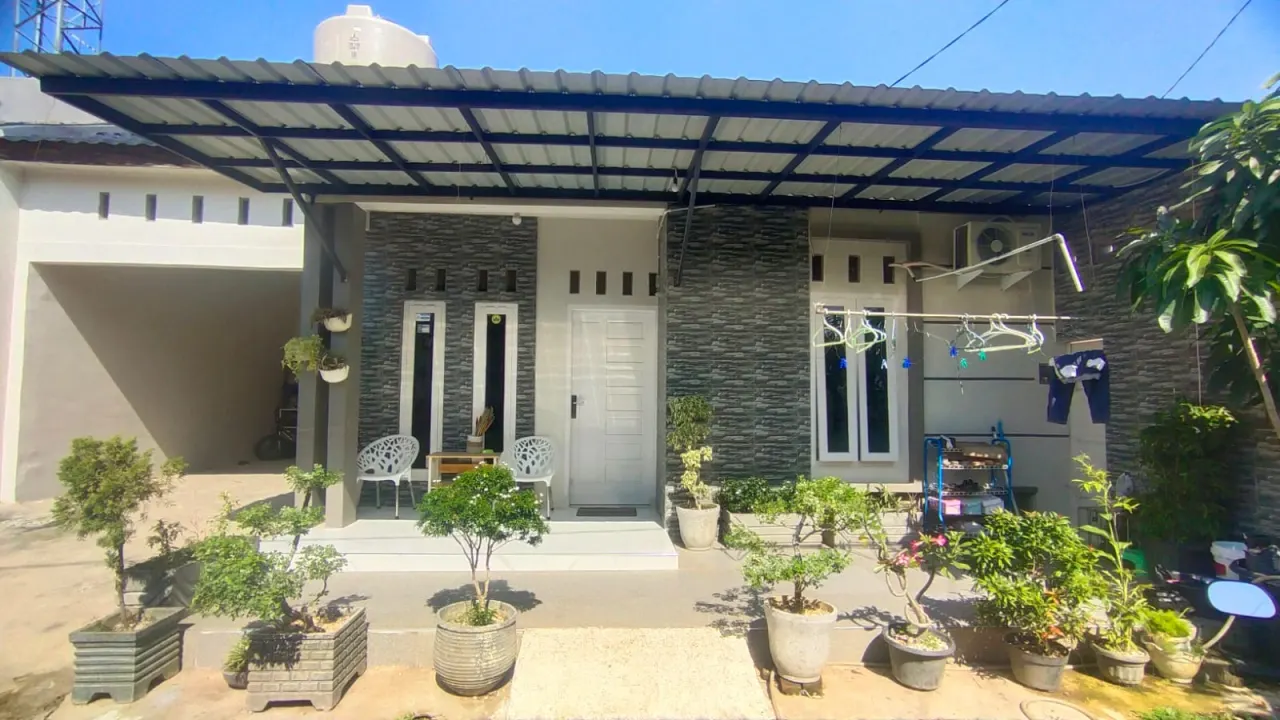 Dijual Rumah Full Renovasi Dekat Kampus UNIDA di Surien ; Suasana Tenang & Nyaman