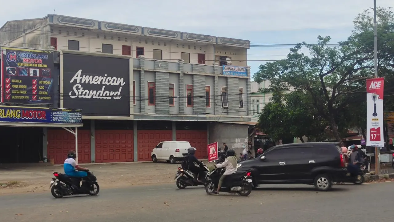Sewa Bulanan / Tahunan Ruko 4 Pintu Menyambung & Berlantai 3 di Jl. MR Mohd. Hasan Batoh Banda Aceh