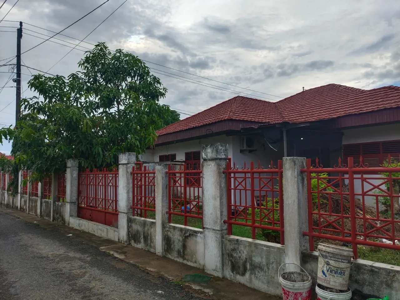 Dijual Rumah di Lamteumen Timur ; Posisi Hook Depan Jalan Utama