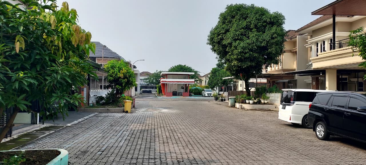 Dijual Rumah Cantik Full Furnish di Komplek Evergreen Ringroad Medan Sunggal